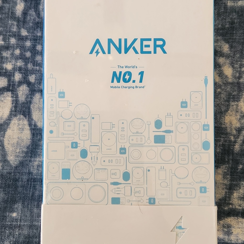 PACK OF 2 Anker Dust-Proof Screen Protector for iPhone 15 PRO NWT